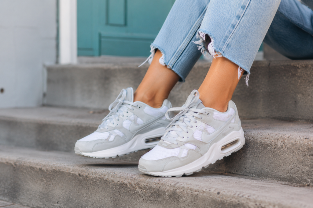 Step Into Style: These Women’s Sneaker Deals Are Too Good to Miss ￼
